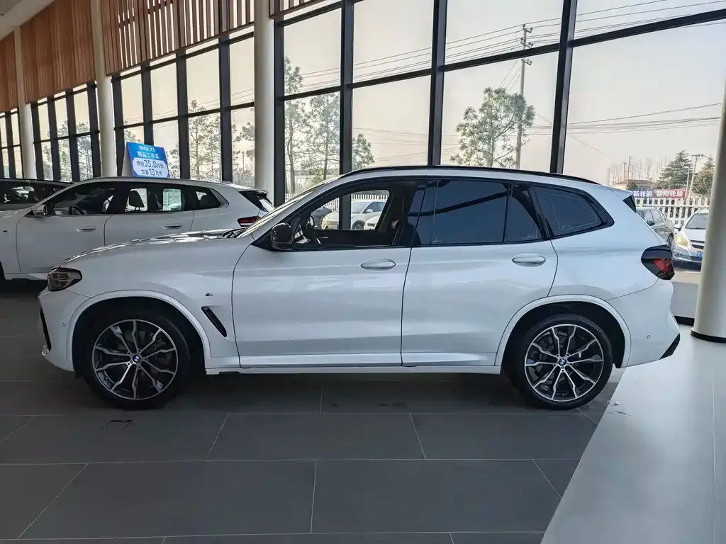 BMW X3 2022 из CN, фото 3