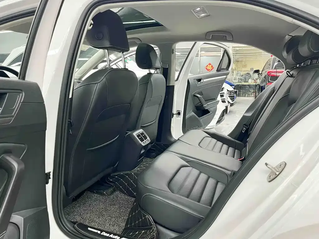 Volkswagen Lamando 2021 из CN, фото 9