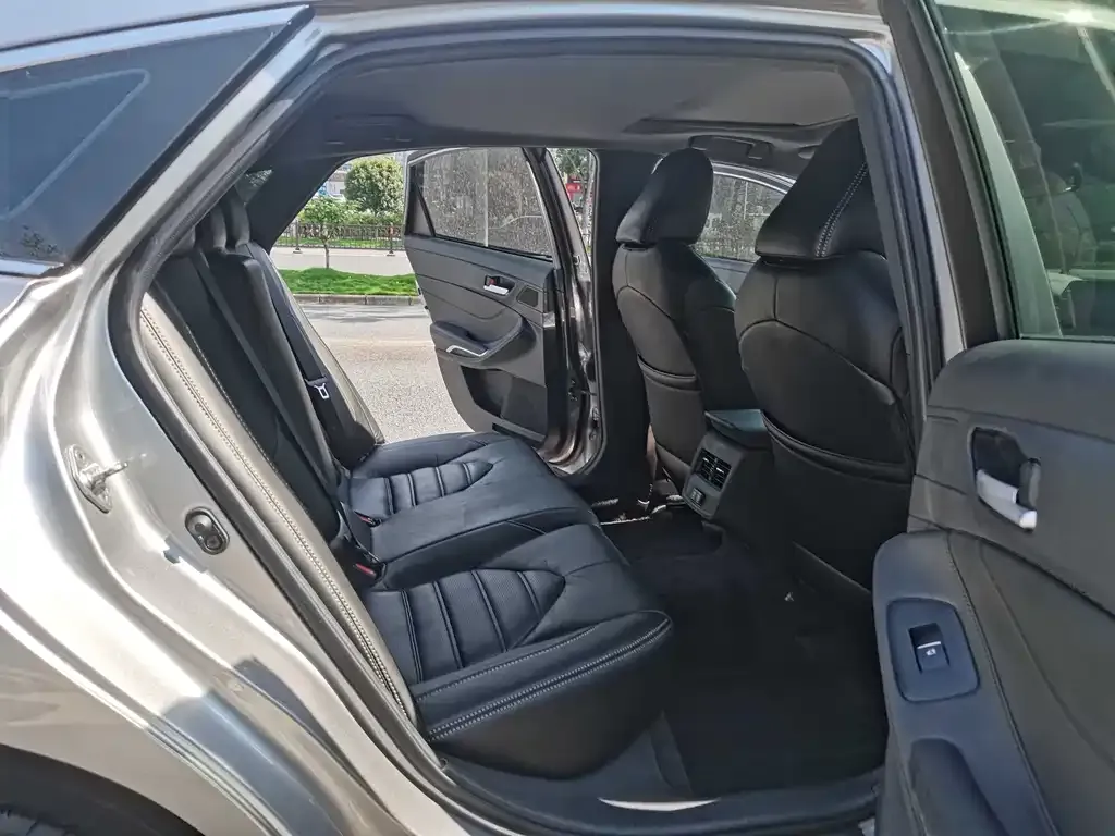 Toyota Avalon 2021 из CN, фото 4