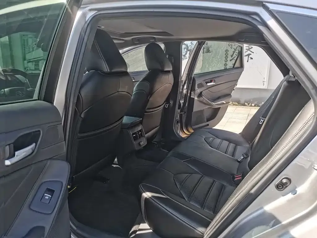 Toyota Avalon 2021 из CN, фото 8