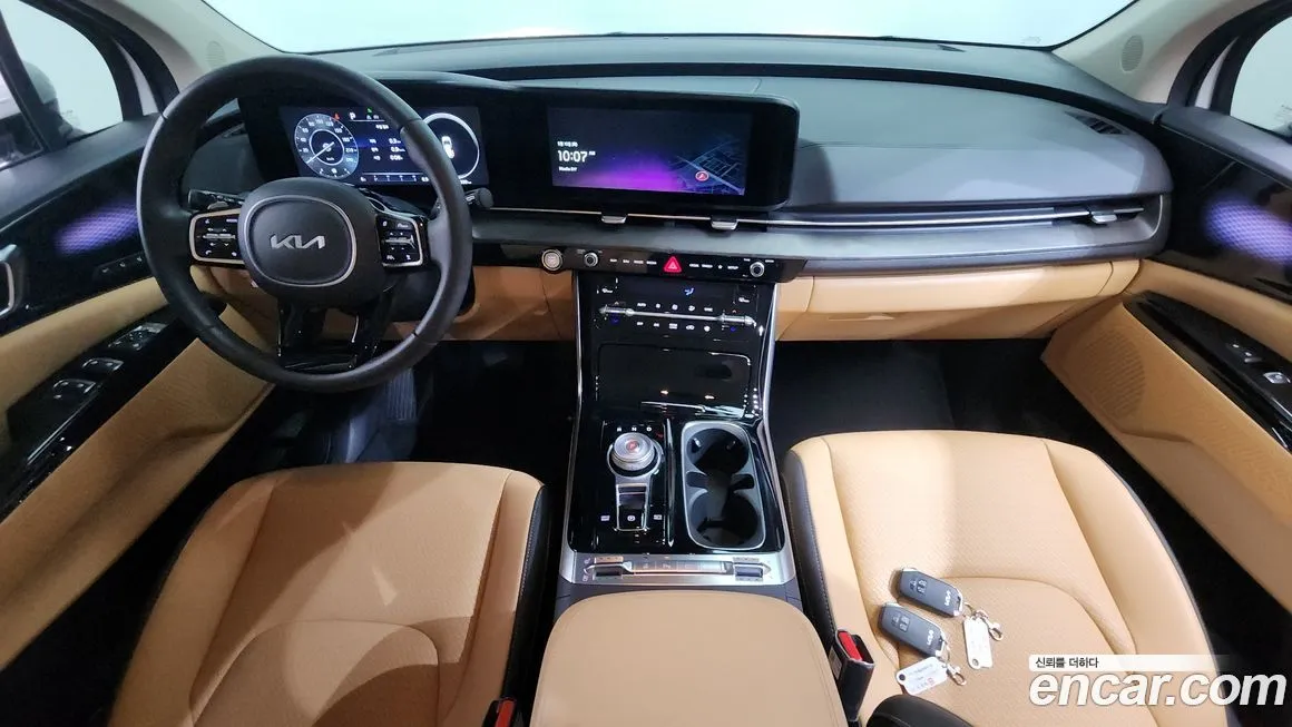 Kia Carnival — фото 10