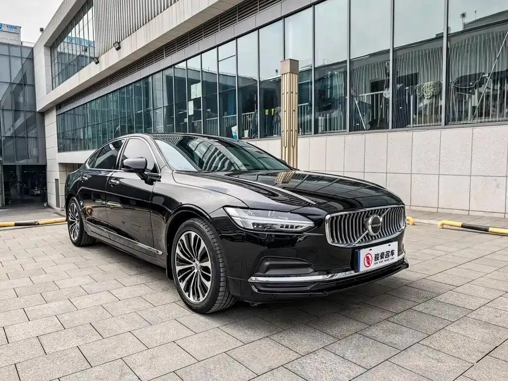Volvo S90 — фото 9