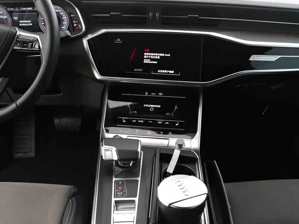 Audi A6L 2024 из CN, фото 10