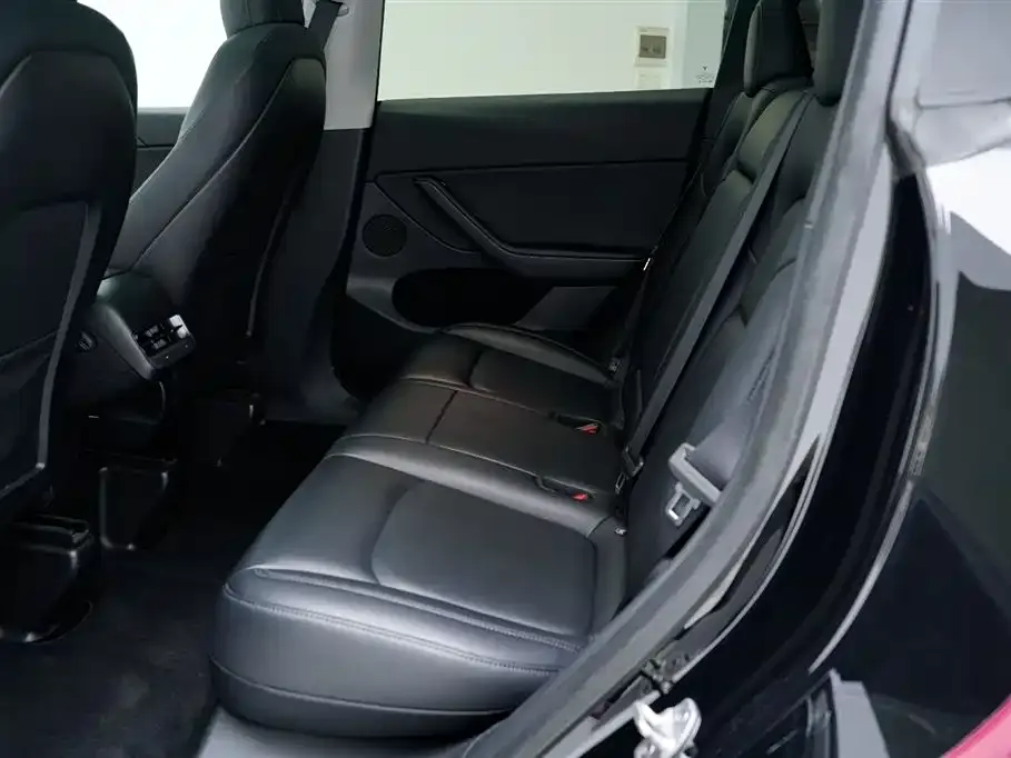 Tesla Model Y 2022 из CN, фото 10