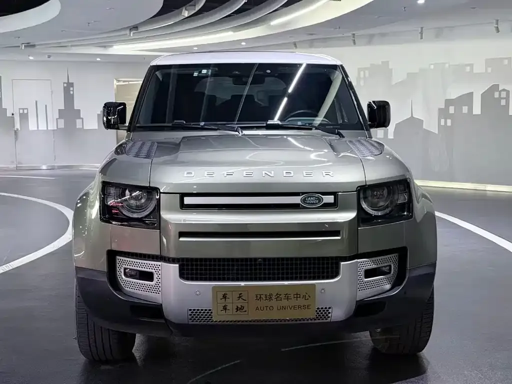 Land Rover Defender — фото 6