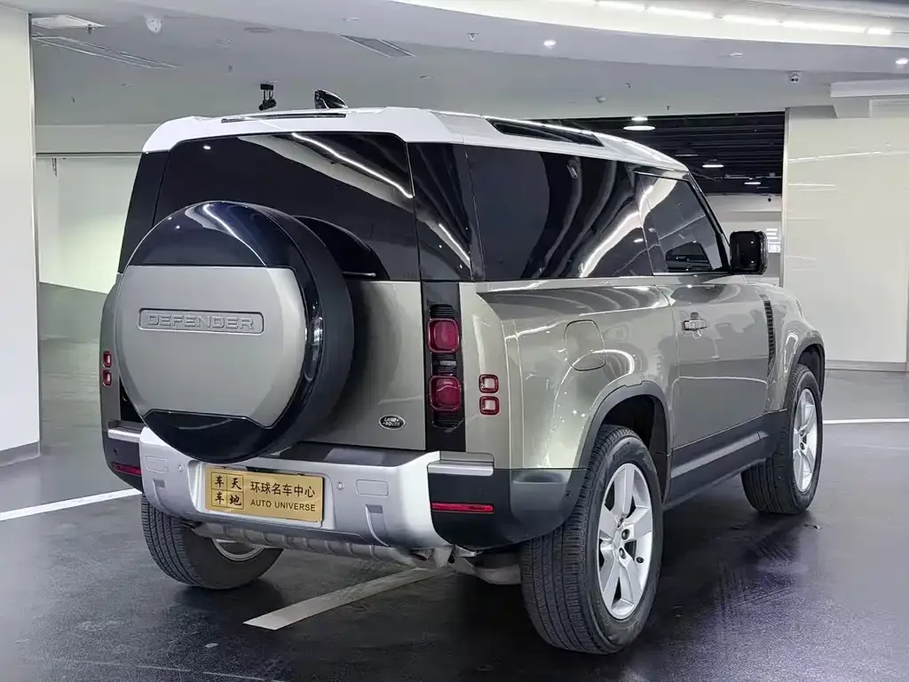 Land Rover Defender — фото 5