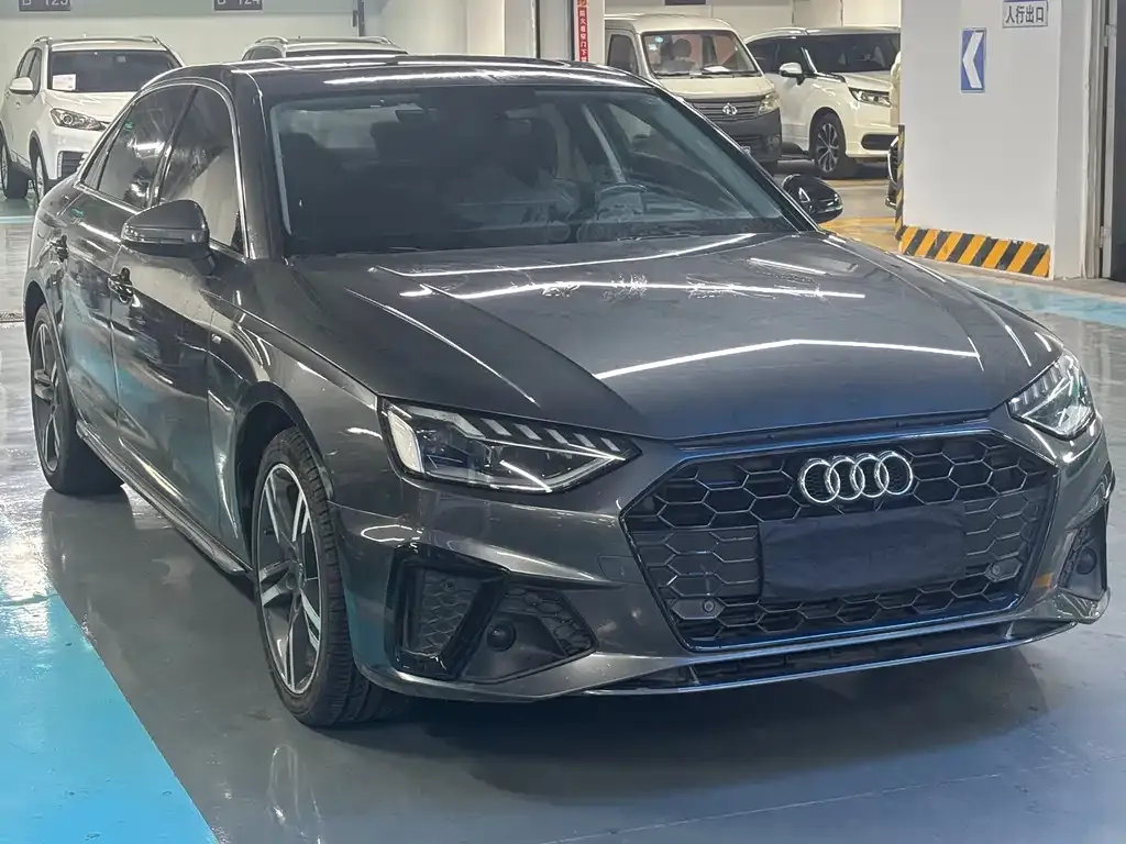 Audi A4L 2022 из CN, фото 7