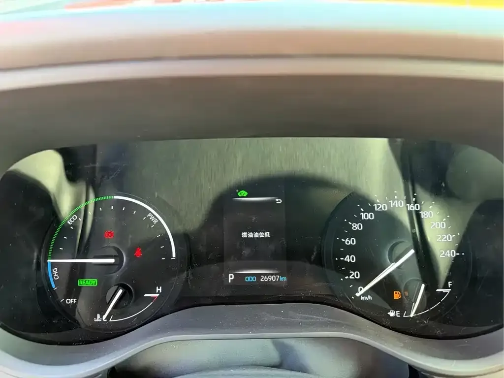 Toyota Granvia — фото 6