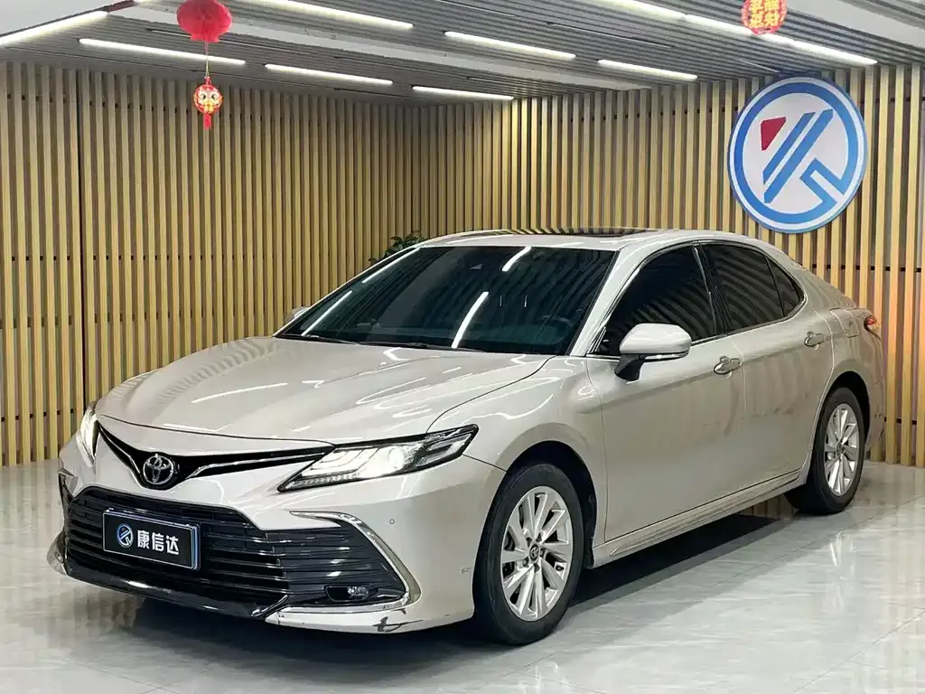 Toyota Camry 2023 из CN, фото 4