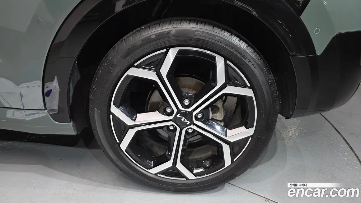 Kia Niro — фото 10
