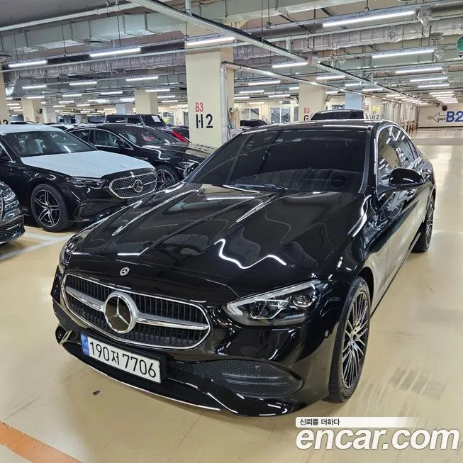 Mercedes-Benz C-Class C200 4MATIC Avantgarde