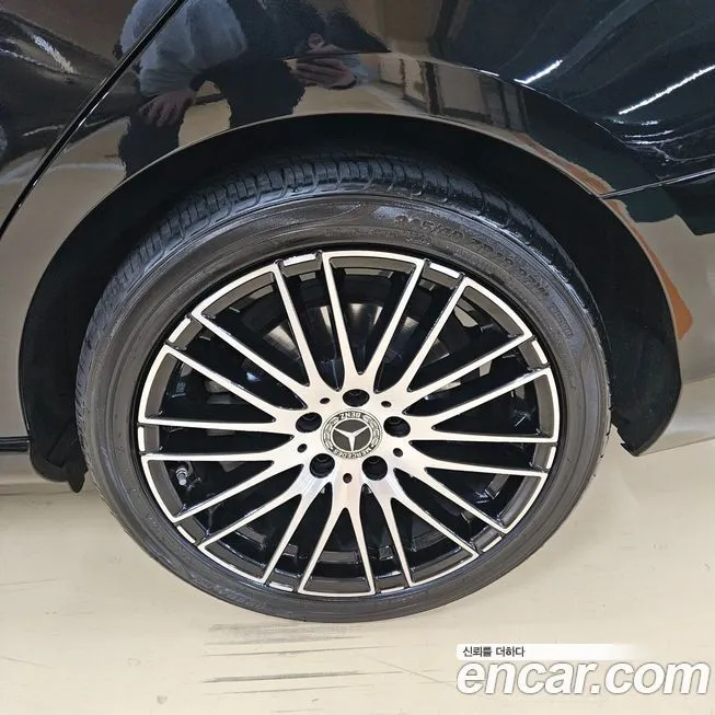 Mercedes-Benz C-Class 2023 из KR, фото 3