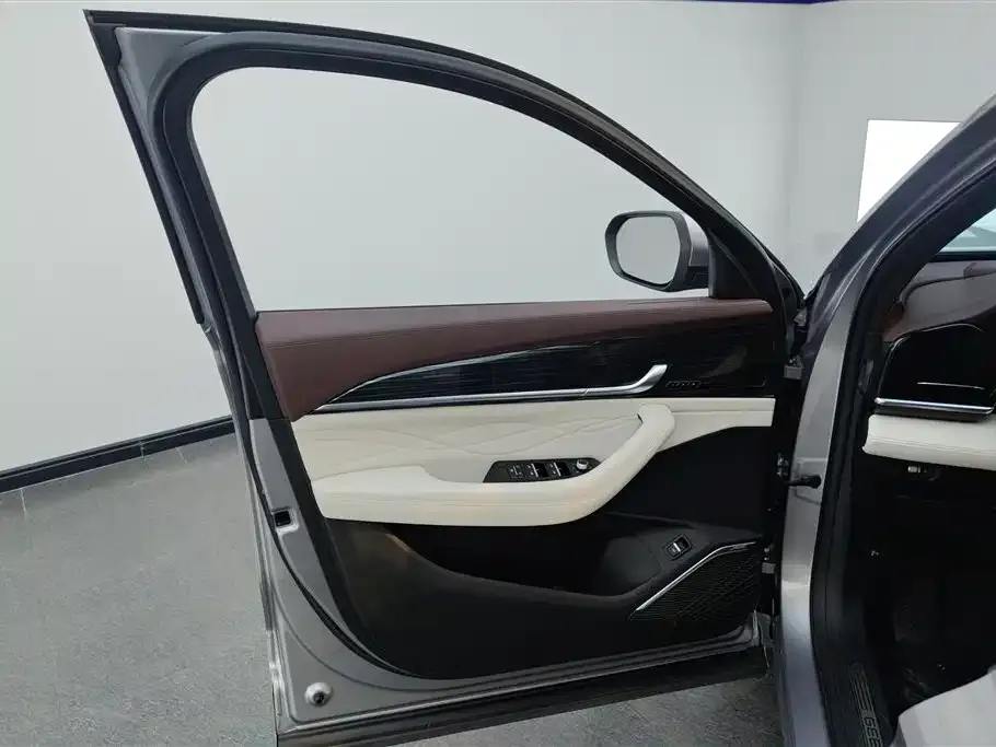 Geely Xingyue L 2022 из CN, фото 2