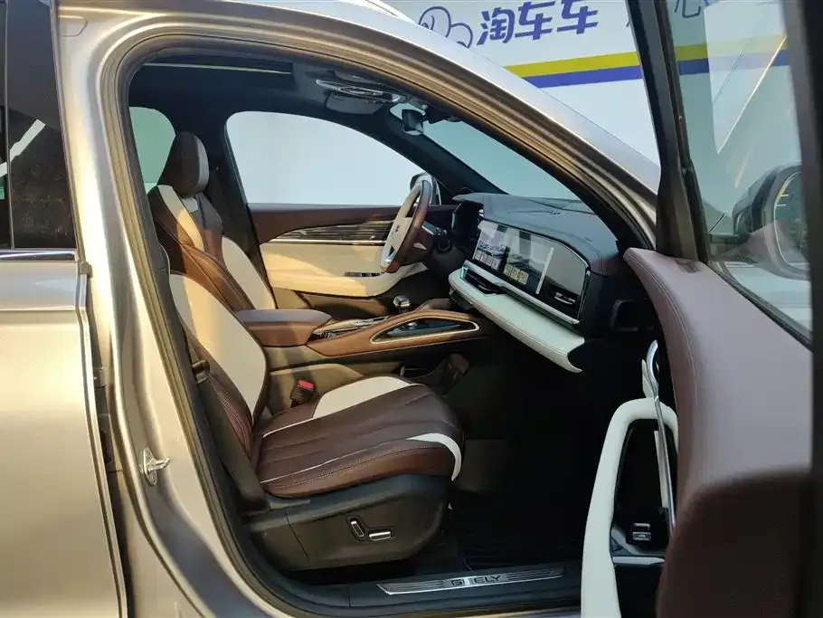 Geely Xingyue L 2022 из CN, фото 4