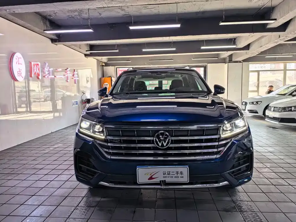 Volkswagen Touareg 2023 из CN, фото 2