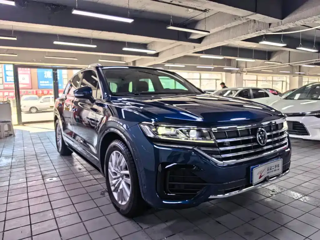 Volkswagen Touareg 2023 из CN, фото 10