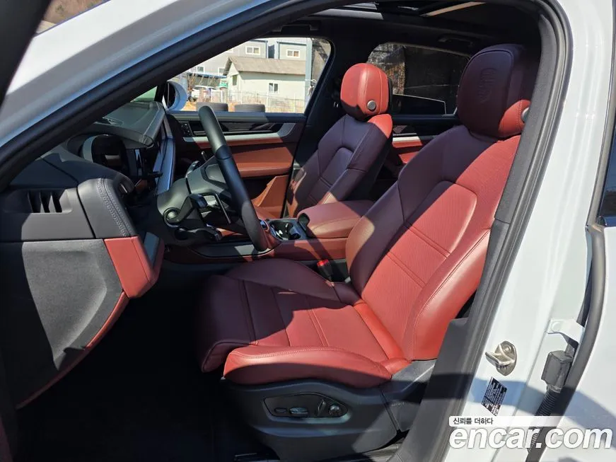 Porsche Cayenne 2025 из KR, фото 9