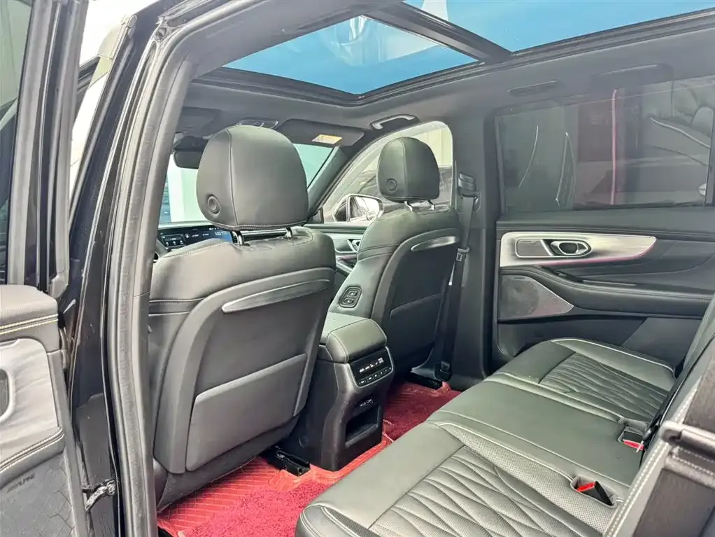 GAC Motor Trumpchi GS8 — фото 7