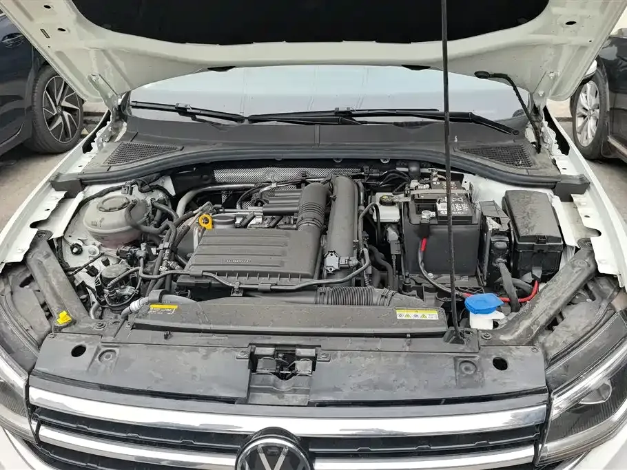Volkswagen Bora 2024 из CN, фото 6