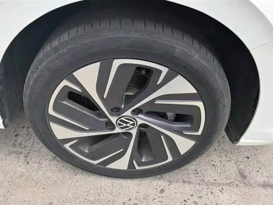 Volkswagen Bora 2024 из CN, фото 10