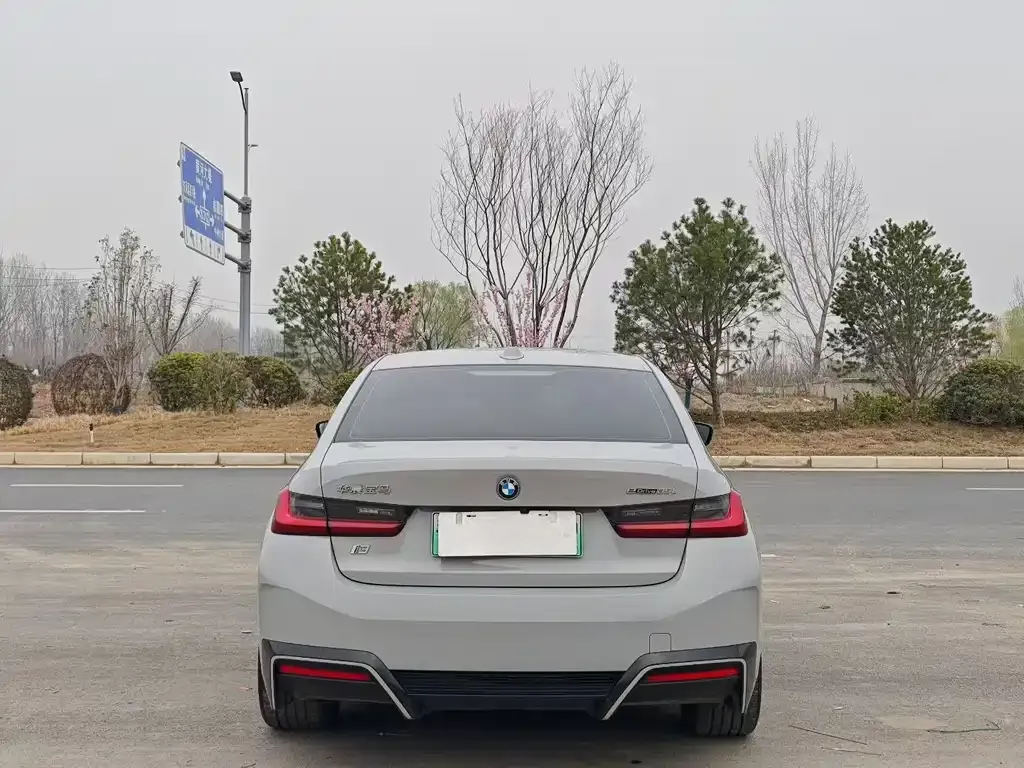 BMW i3 — фото 2