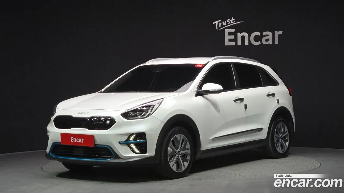 Kia Niro — фото 1
