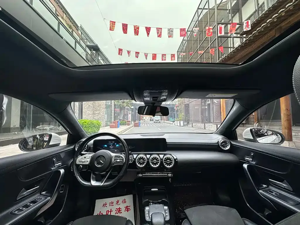 Mercedes-Benz A-Class 2023 из CN, фото 10