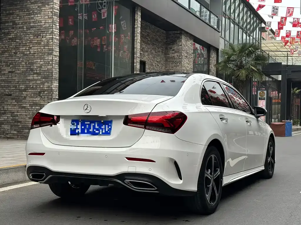 Mercedes-Benz A-Class 2023 из CN, фото 8