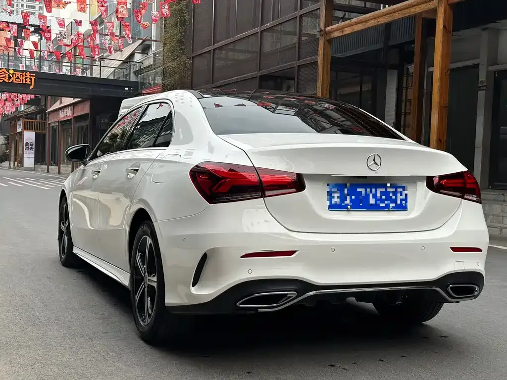 Mercedes-Benz A-Class 2023 из CN, фото 4
