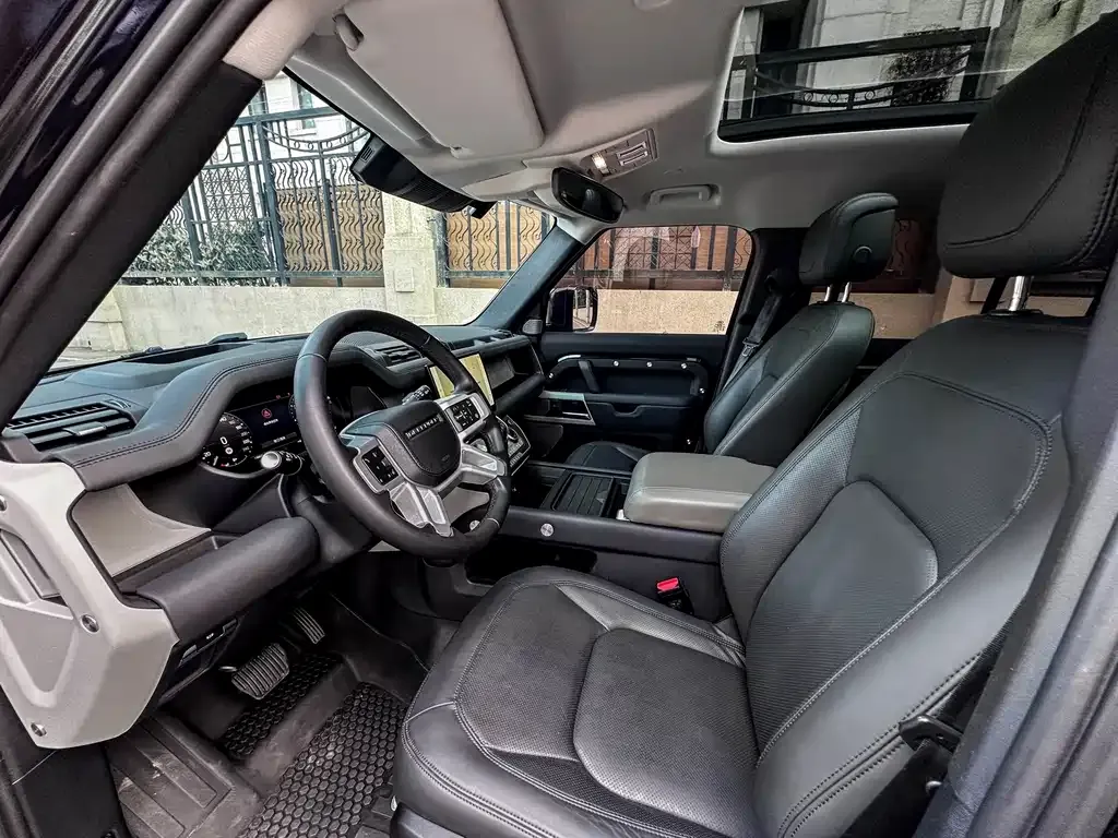Land Rover Defender — фото 6