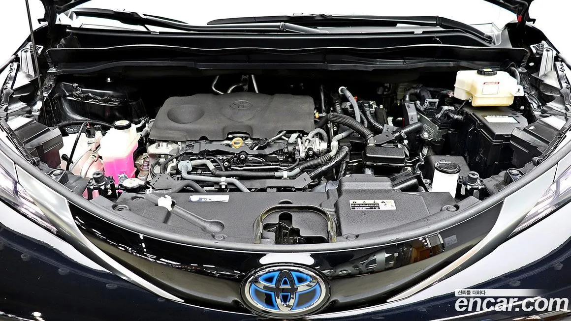 Toyota Sienna — фото 9