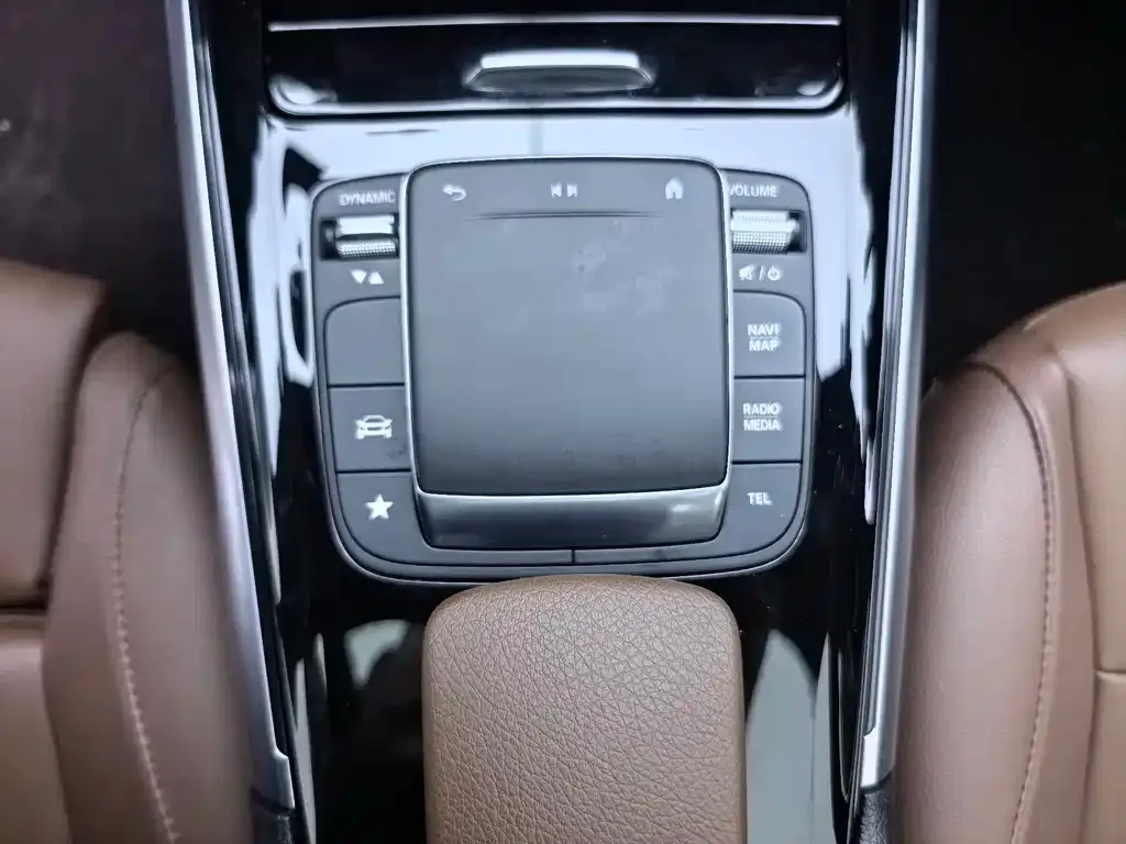 Mercedes-Benz GLB 2023 из CN, фото 2