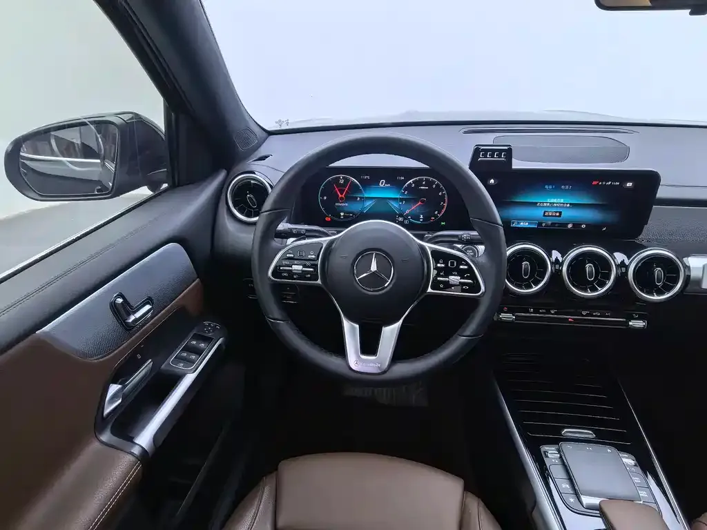 Mercedes-Benz GLB 2023 из CN, фото 7