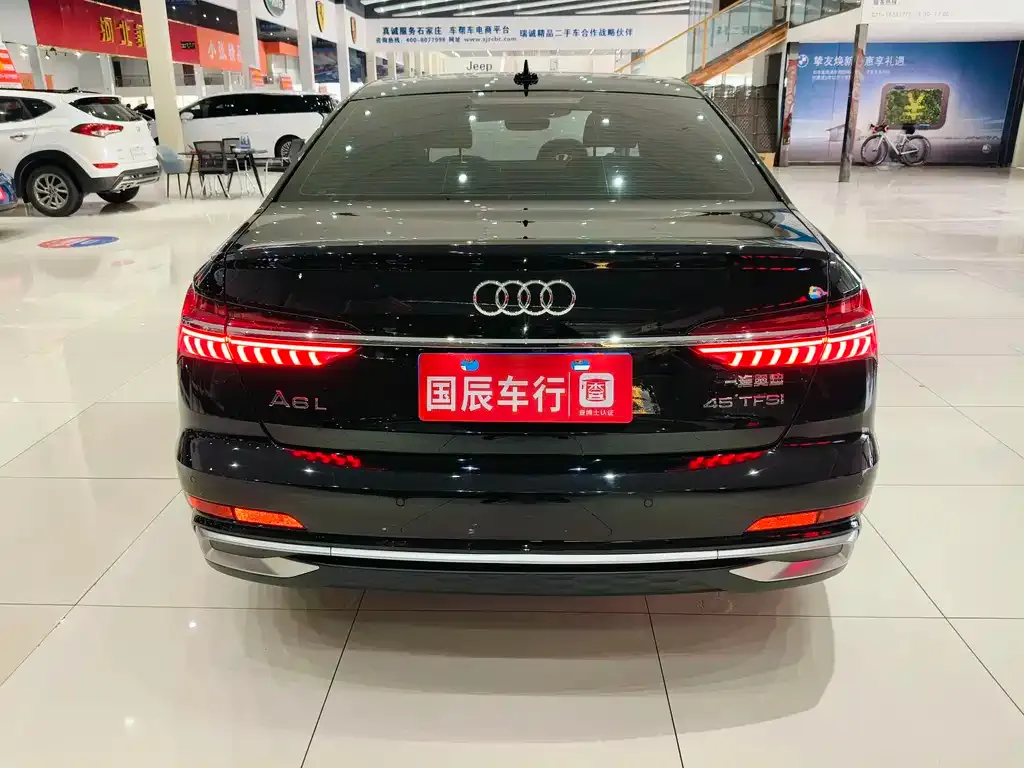 Audi A6L — фото 5