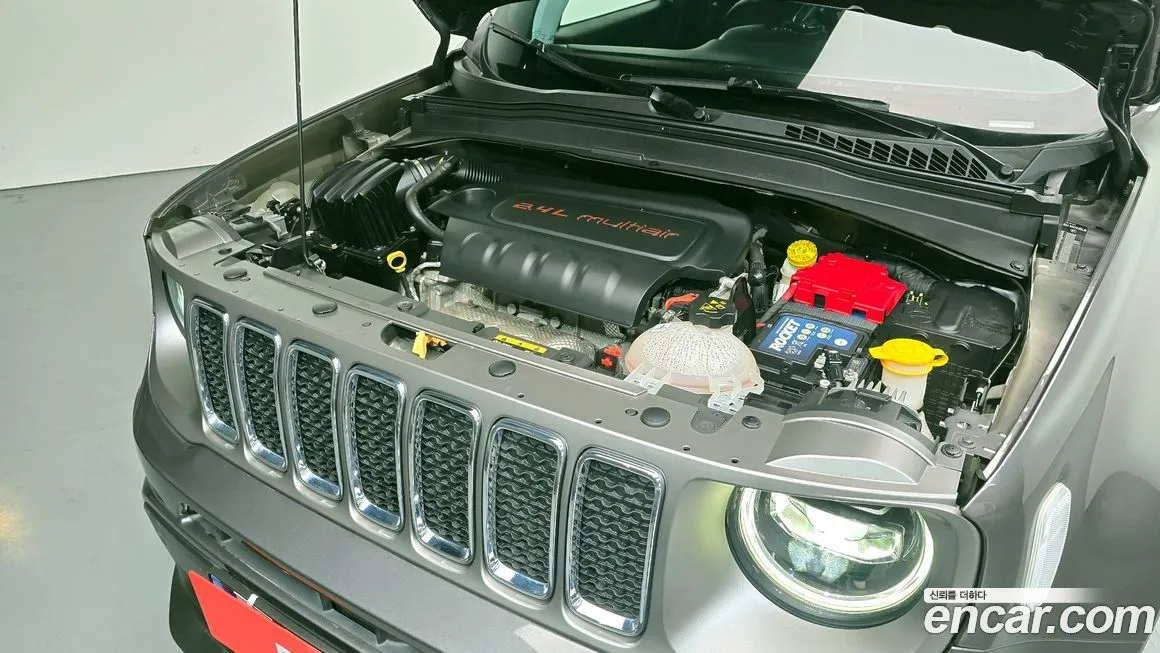 Jeep Renegade 2021 из KR, фото 8