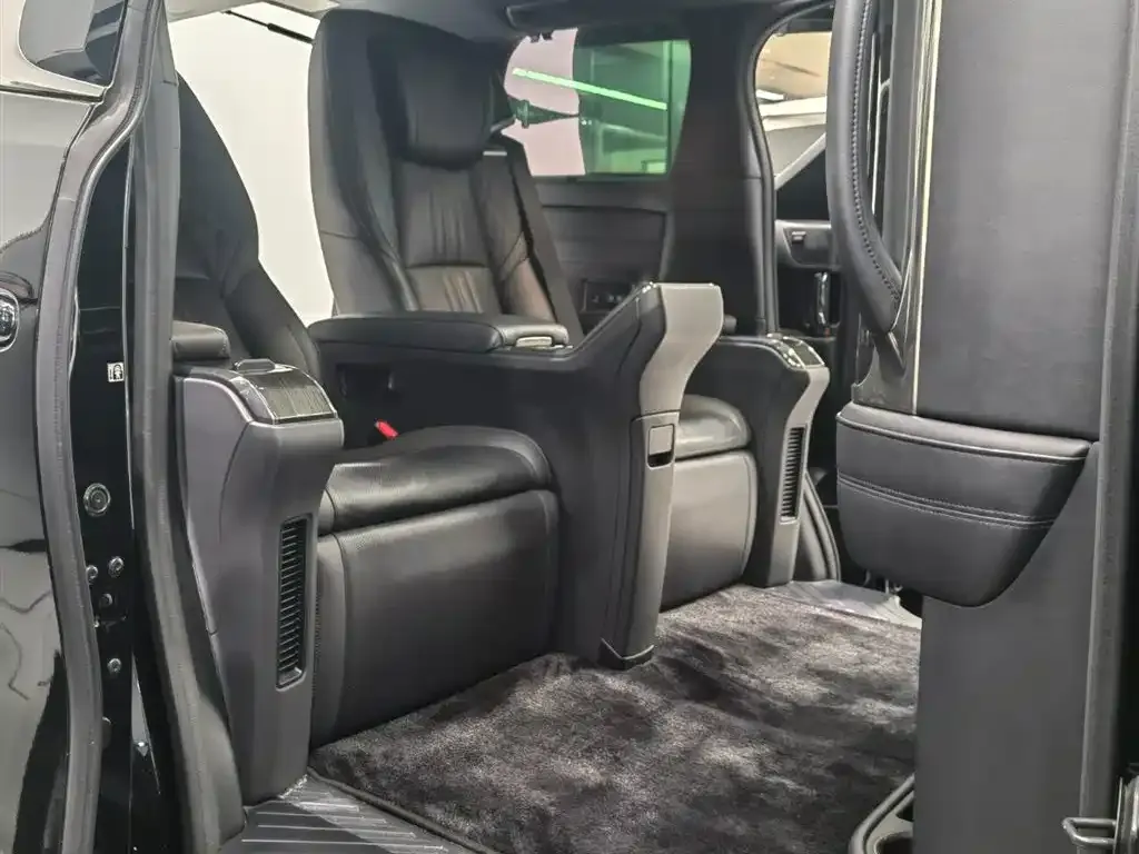 Lexus LM 2021 из CN, фото 2