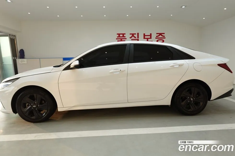 Hyundai AVANTE — фото 5