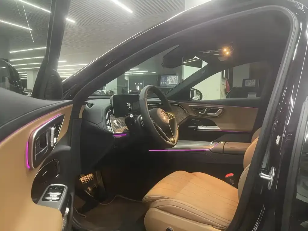 Mercedes-Benz E-Class 2025 из CN, фото 5