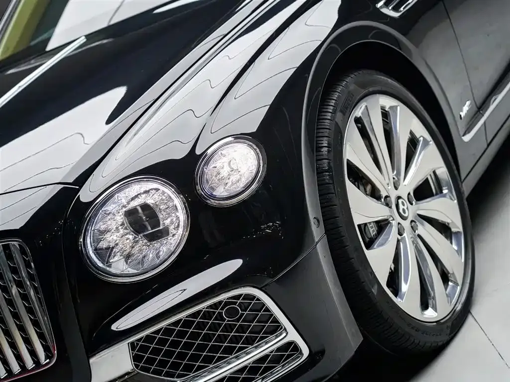 Bentley Flying Spur 2021 из CN, фото 8