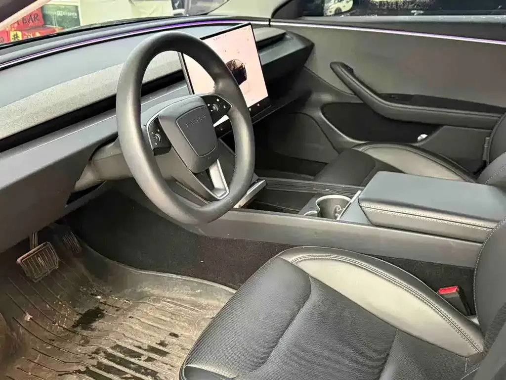 Tesla Model 3 2023 из CN, фото 5