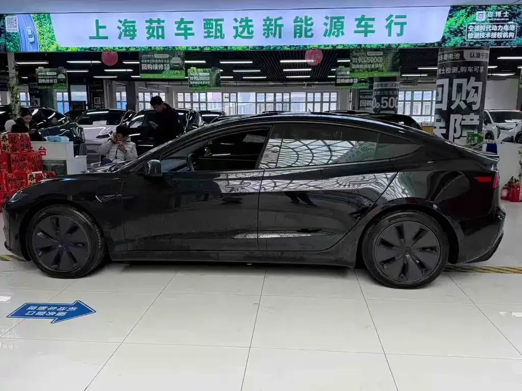 Tesla Model 3 2023 из CN, фото 9