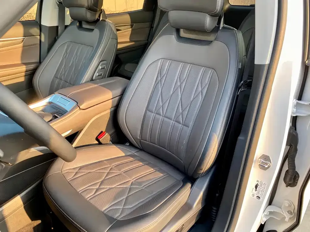 Ford Edge 2025 из CN, фото 6