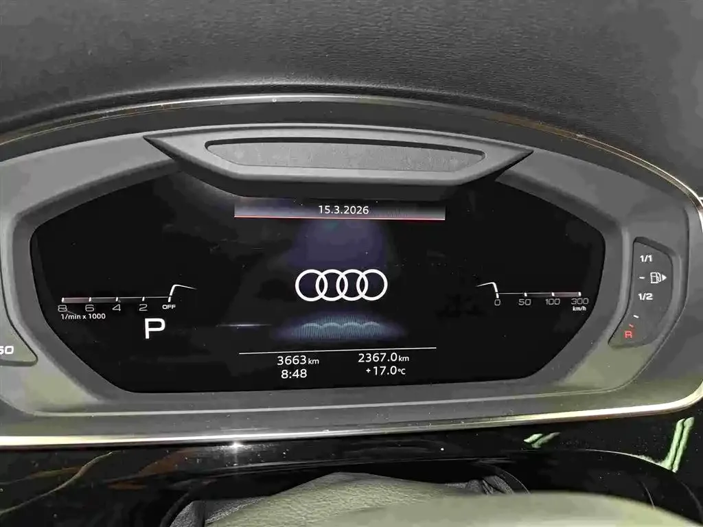Audi A8 — фото 3