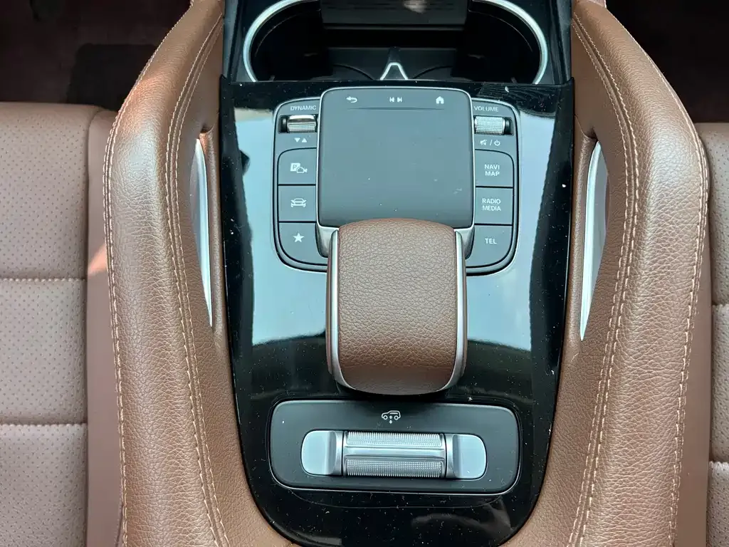 Mercedes-Benz GLE — фото 10