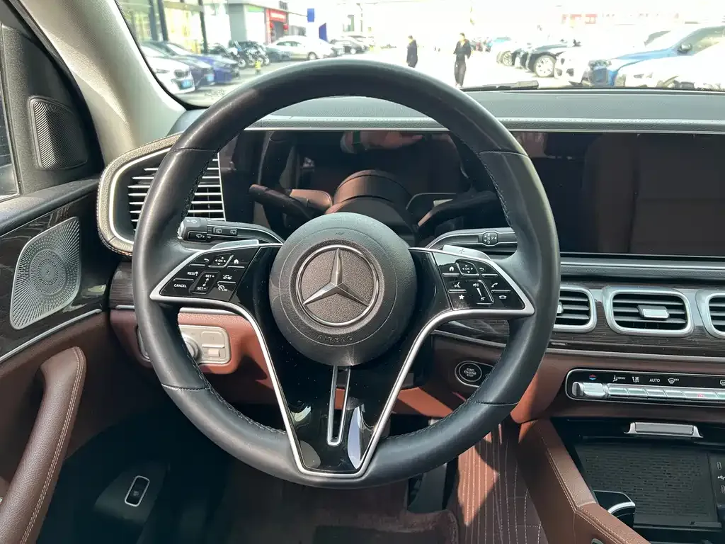 Mercedes-Benz GLE — фото 4