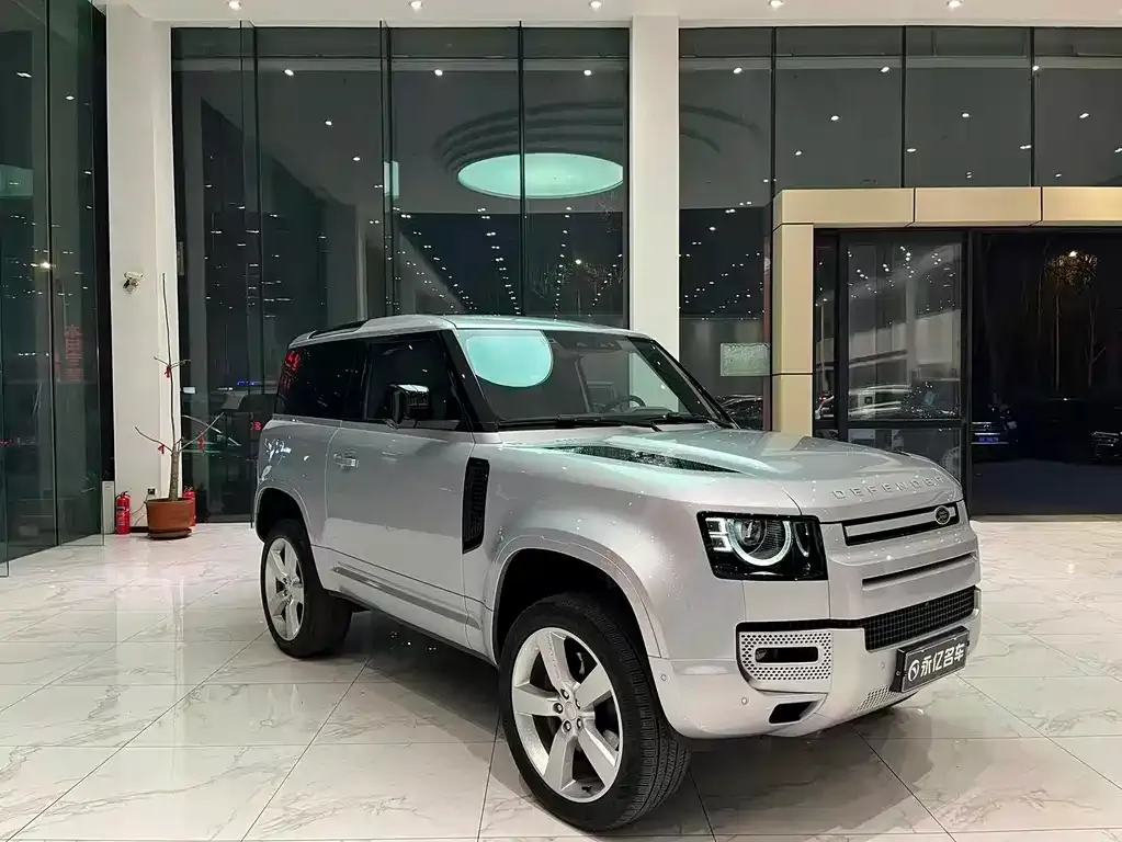 Land Rover Defender — фото 3