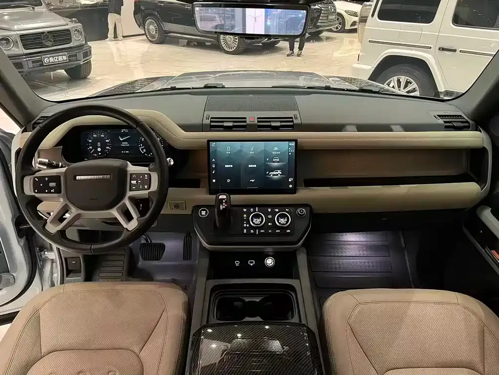 Land Rover Defender — фото 4