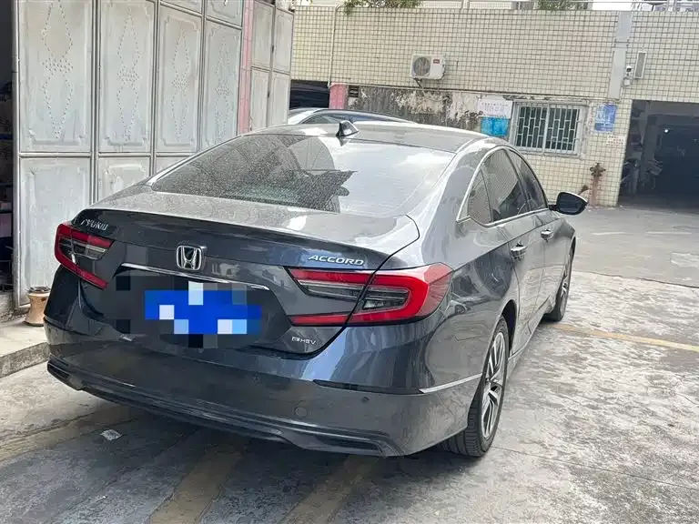 Honda Accord — фото 5