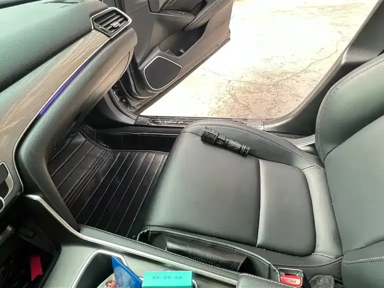 Honda Accord — фото 4