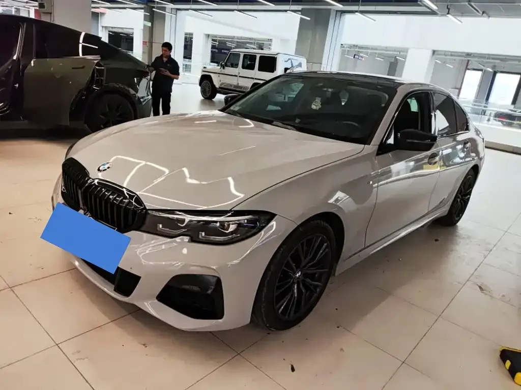 BMW 3 Series — фото 1